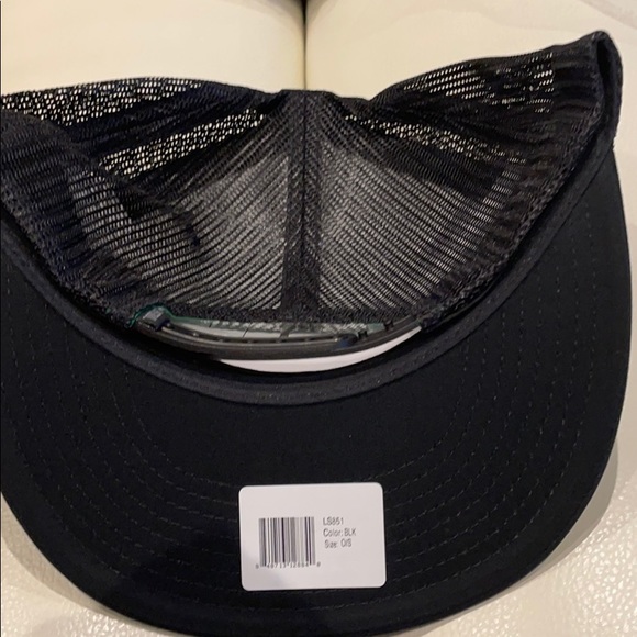 LinkSoul Trucker Golf Hat Black Men’s - Picture 2 of 3